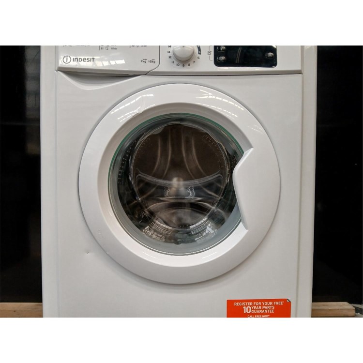 GRADE A2 - Indesit 7kg Wash 6kg Dry 1400rpm Washer Dryer  - Energy Saving -  White