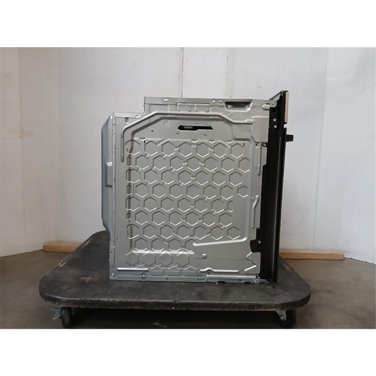 GRADE A2 - Bosch Series 4 HQA574BS3B Electric Self Cleaning Single Oven - Stainless Steel