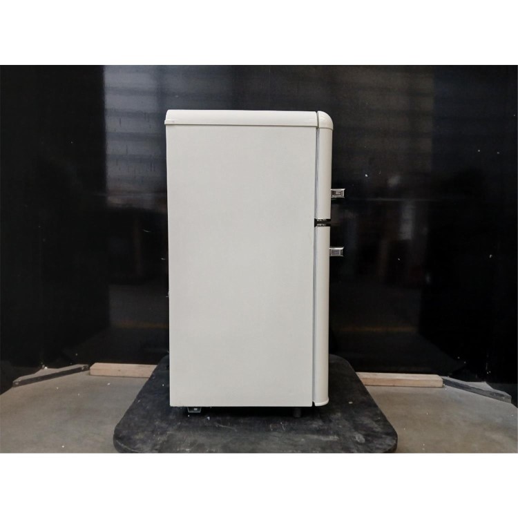 GRADE A2 - electriQ 80 Litre 70/30 Retro Freestanding Fridge Freezer – Cream