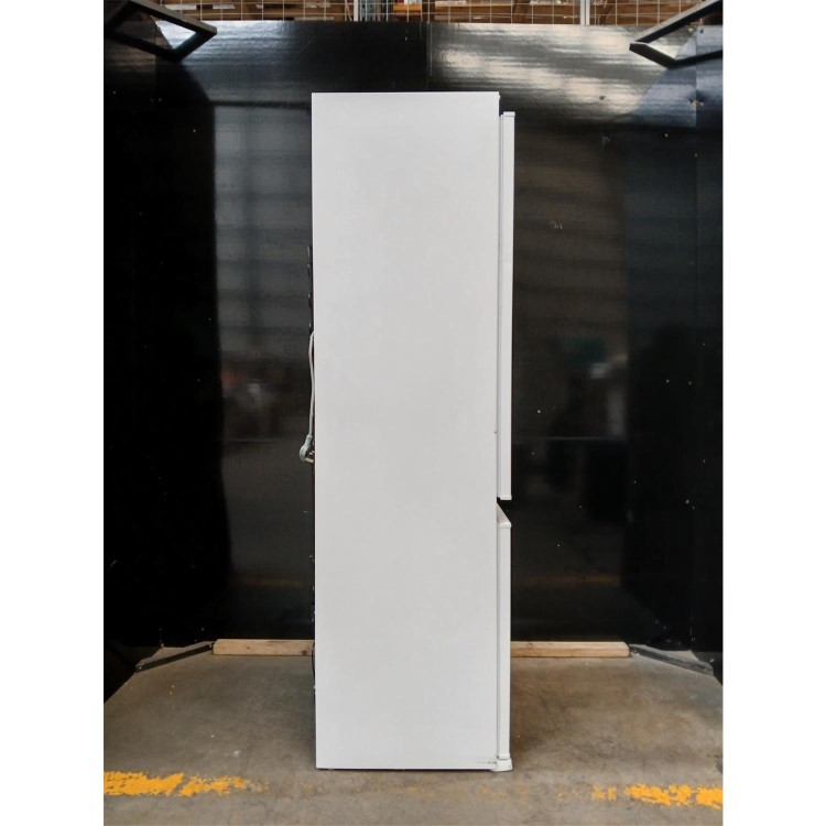 GRADE A2 - electriQ 243 Litre Frost Free 70/30 Integrated Fridge Freezer - White