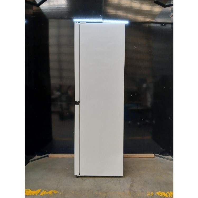 GRADE A2 - Fridgemaster 252 Litre 50/50 Freestanding Fridge Freezer - White
