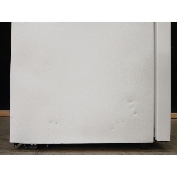 GRADE A2 - Fridgemaster 252 Litre 50/50 Freestanding Fridge Freezer - White