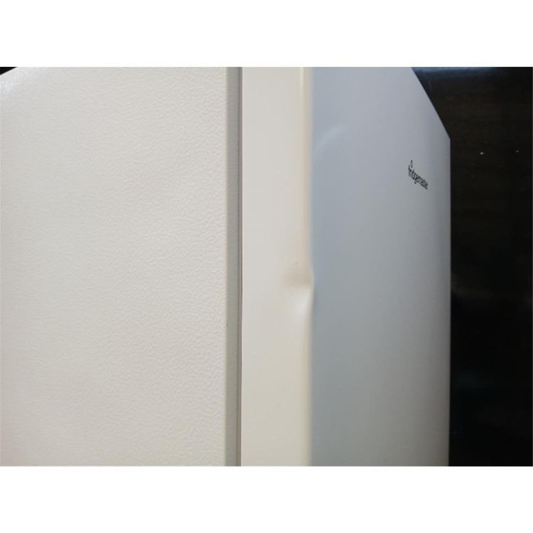 GRADE A2 - Fridgemaster 252 Litre 50/50 Freestanding Fridge Freezer - White