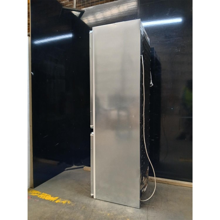 GRADE A2 - Bosch Series 4 268 Litre 60/40 Integrated Fridge Freezer
