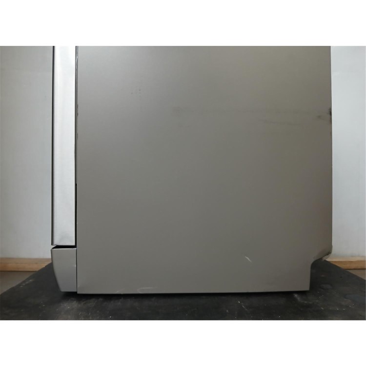 GRADE A2 - Hisense Hi4 Freestanding Slimline Dishwasher - Half Load - Stainless Steel