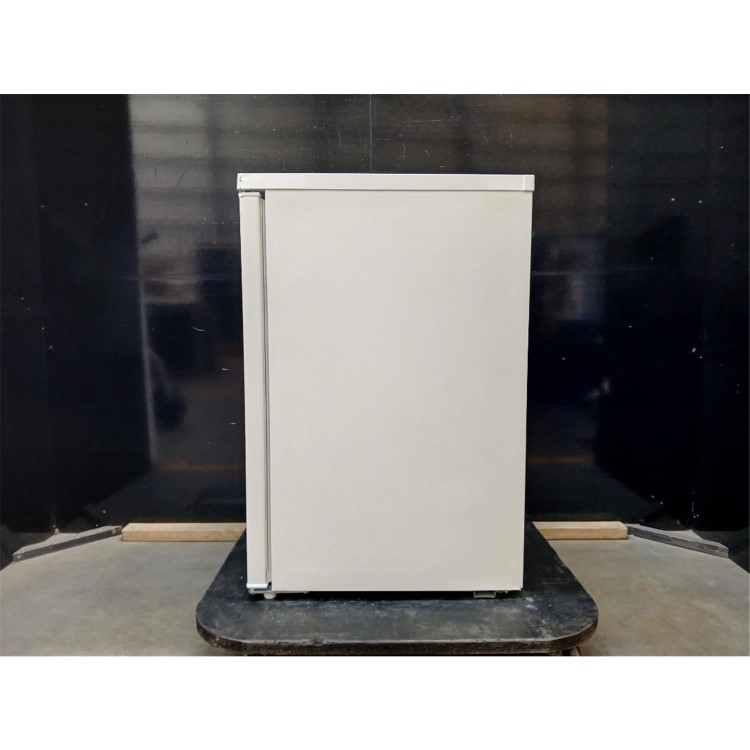 GRADE A2 - Bosch Series 2 82 Litre Under Counter Freezer - White