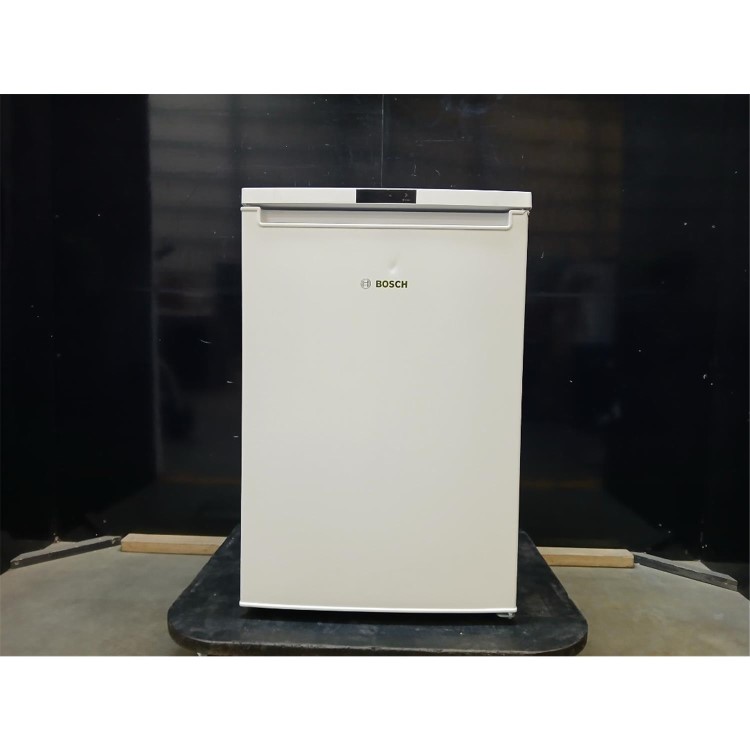 GRADE A2 - Bosch Series 2 82 Litre Under Counter Freezer - White