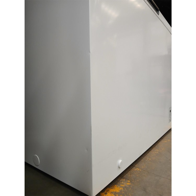 GRADE A2 - Fridgemaster 297 Litre Chest Freezer - White