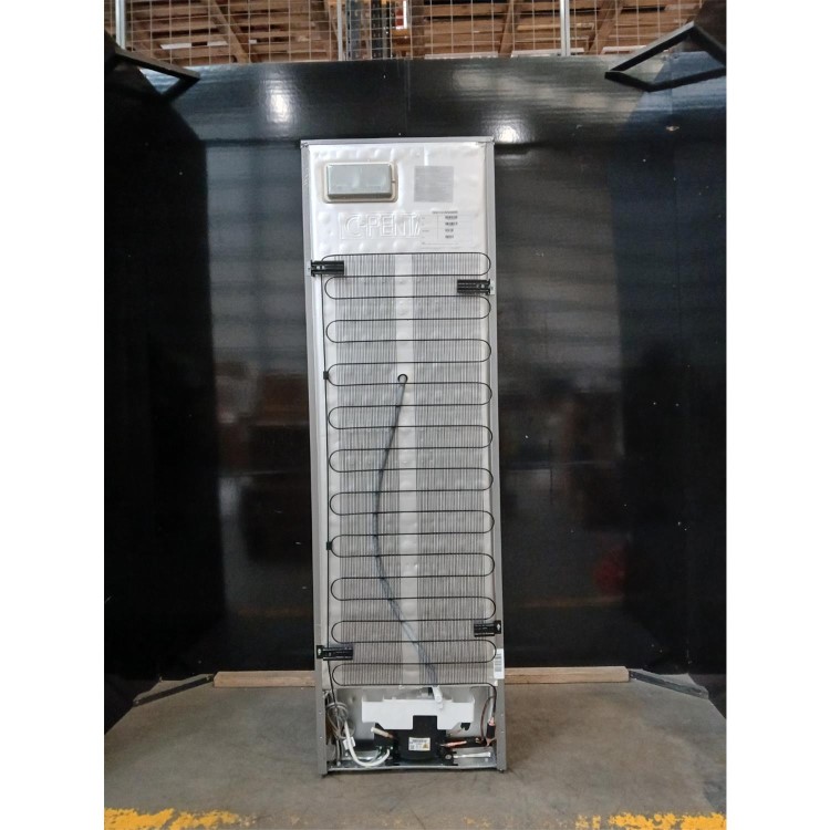 GRADE A2 - Beko 268 Litre 50/50 Freestanding Fridge Freezer with Water Dispenser - Silver