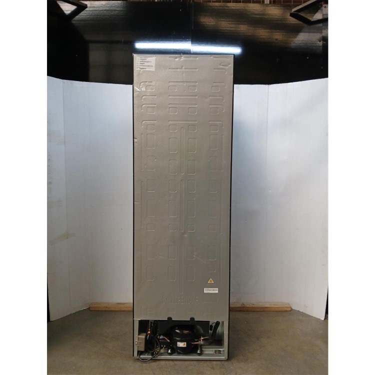 GRADE A2 - Fridgemaster 252 Litre 50/50 Freestanding Fridge Freezer - Black
