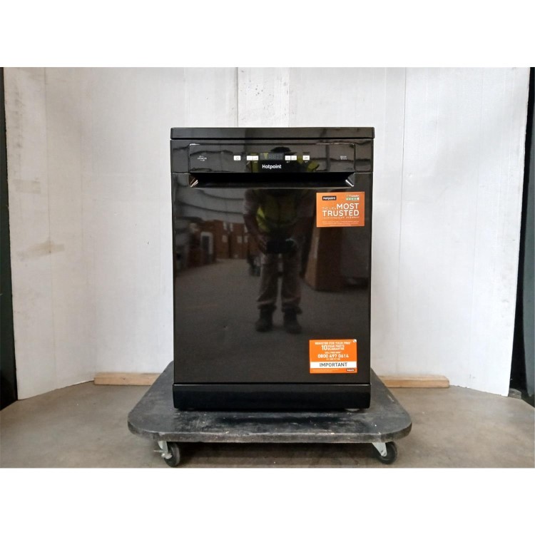GRADE A2 - Hotpoint Extra Freestanding Dishwasher - ActiveDry Black