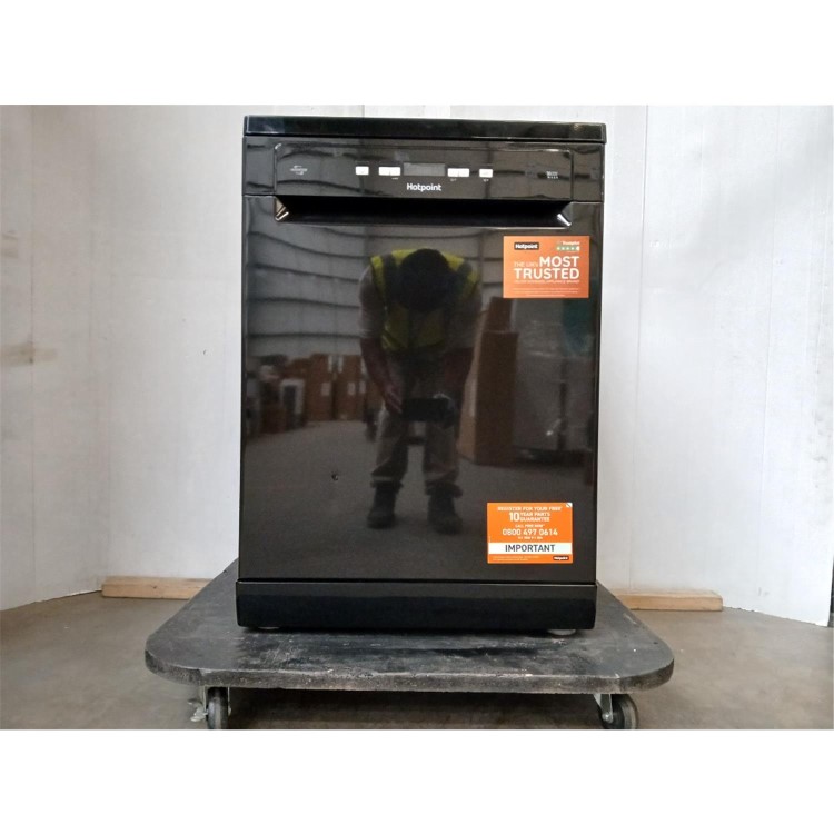 GRADE A2 - Hotpoint Extra Freestanding Dishwasher - ActiveDry Black