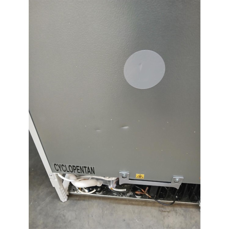 GRADE A2 - electriQ 96L Integrated Under Counter Fridge with Ice Box