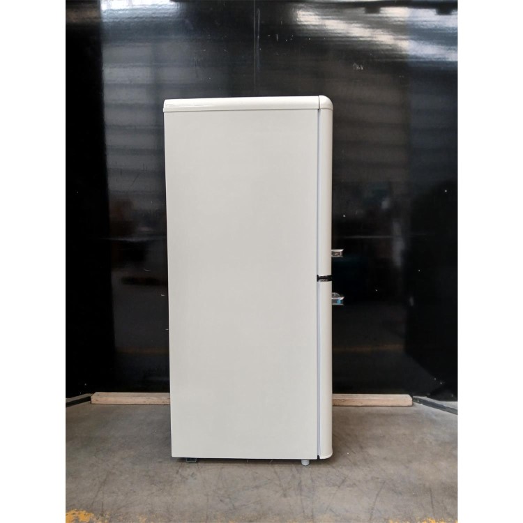 GRADE A2 - electriQ 153 Litre 60/40 Retro Freestanding Fridge Freezer - Cream Total No Frost