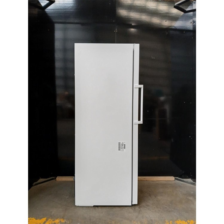 GRADE A2 - Bosch Series 4 200 Litre Upright Freestanding Freezer With BigBox Drawer - White