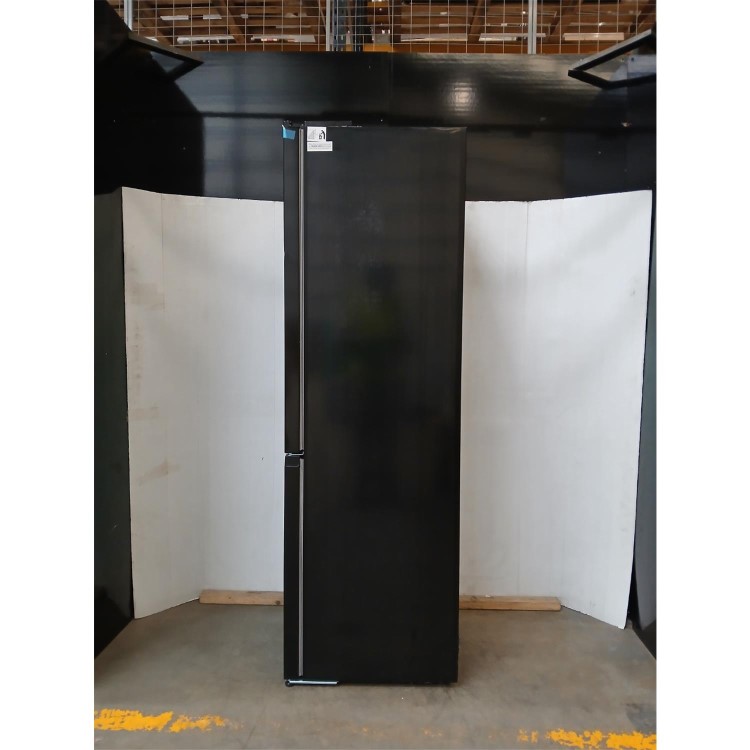 GRADE A2 - Russell Hobbs 293 Litre 60/40 Freestanding Fridge Freezer - Black