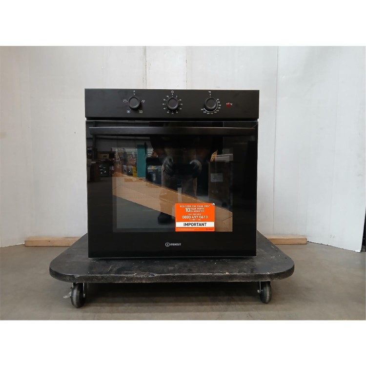 GRADE A2 - Indesit IO233BUK Click&Clean Electric Single Oven - Black   