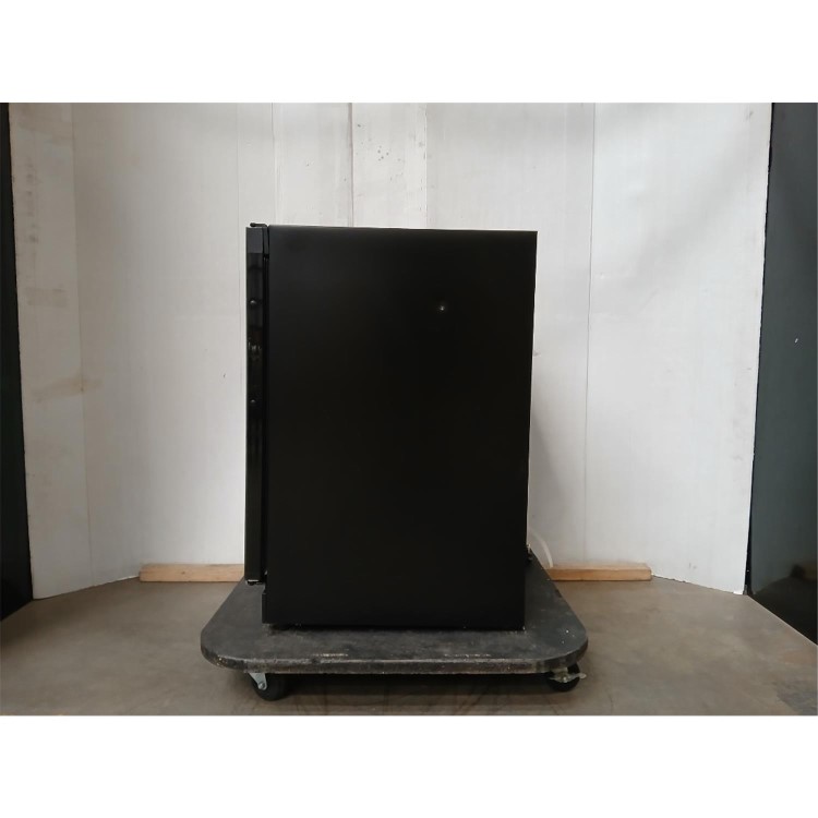 GRADE A2 - Hisense 46 Bottle Freestanding Wine Cooler - Black