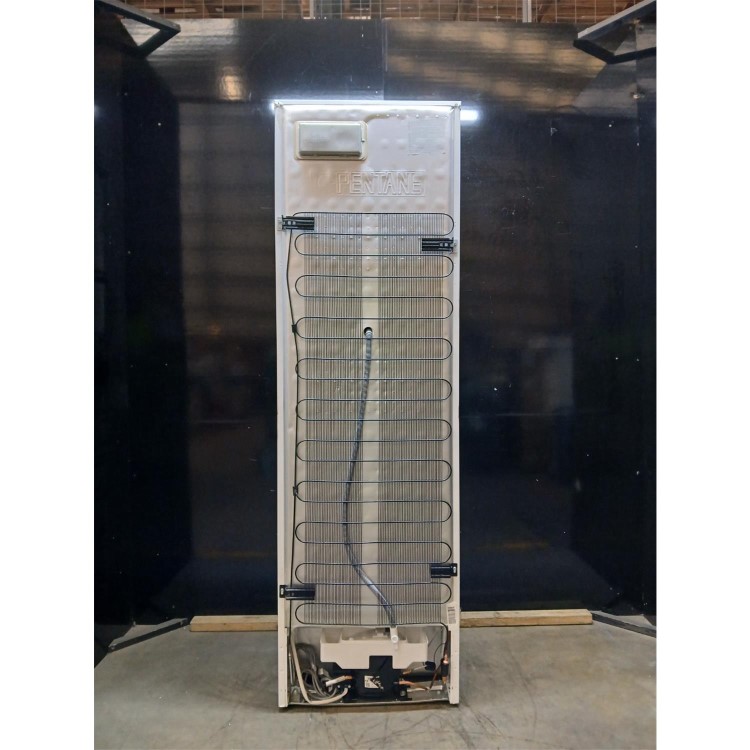 GRADE A2 - Beko 270 Litre 50/50 Freestanding Fridge Freezer - White