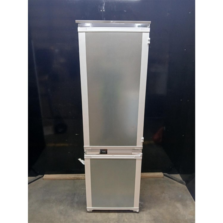 Refurbished Beko 262 Litre 70/30 Integrated Fridge Freezer - White