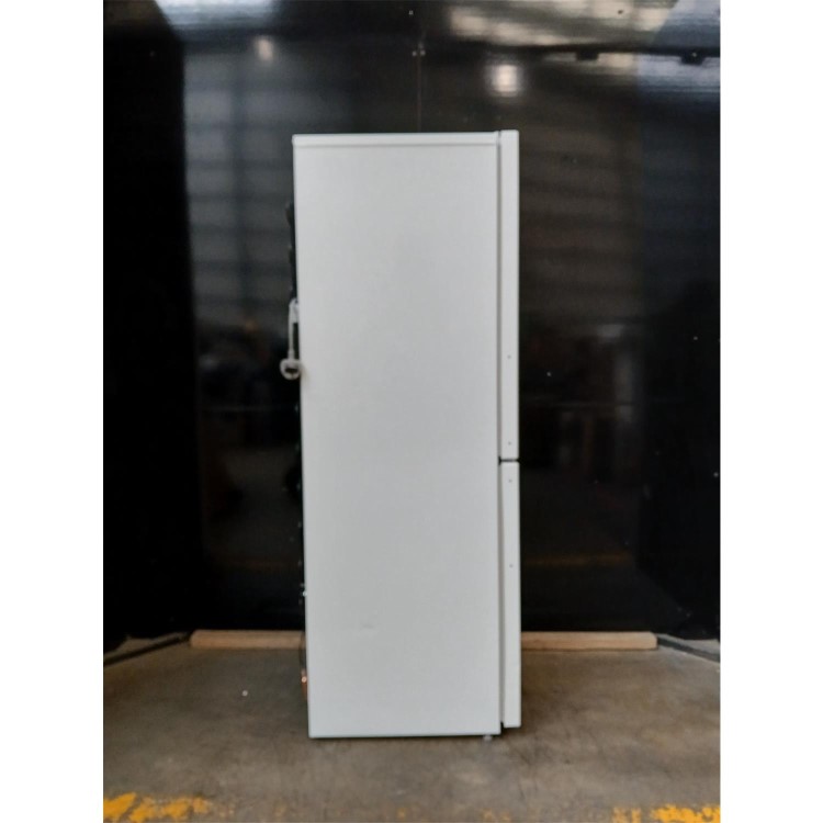 GRADE A2 - Indesit 229 Litre 60/40 Freestanding Fridge Freezer - White