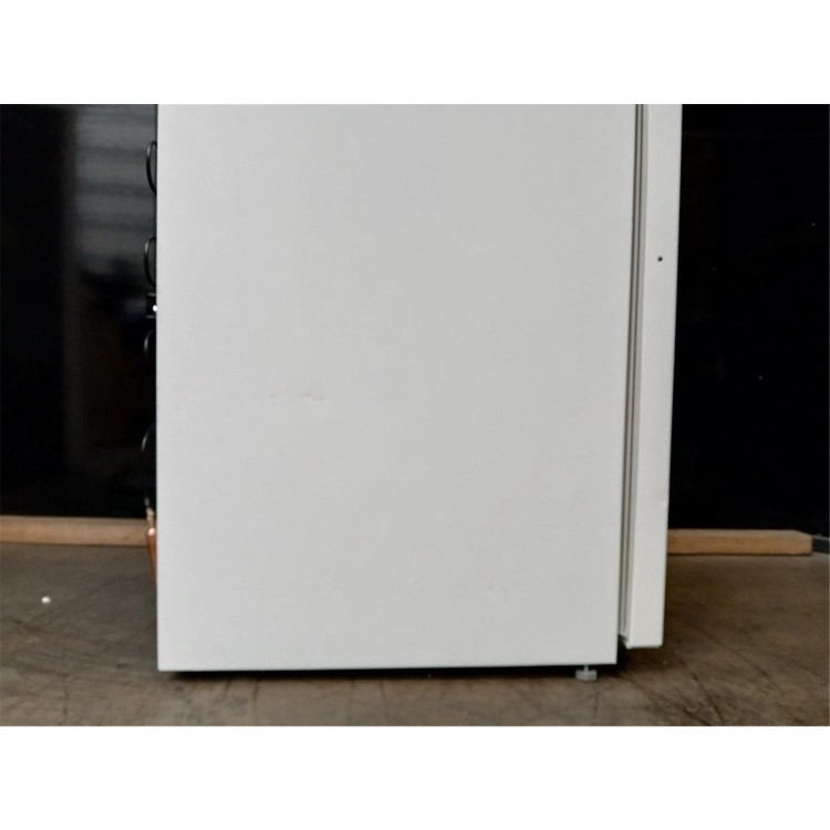GRADE A2 - Indesit 229 Litre 60/40 Freestanding Fridge Freezer - White