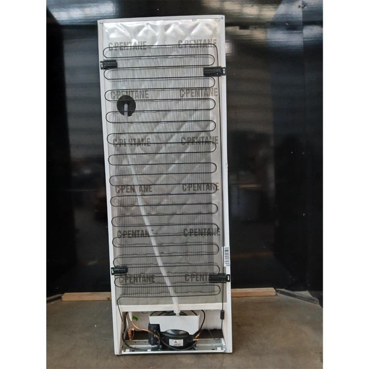 GRADE A2 - Hotpoint 228 Litre Freestanding Upright Freezer - White