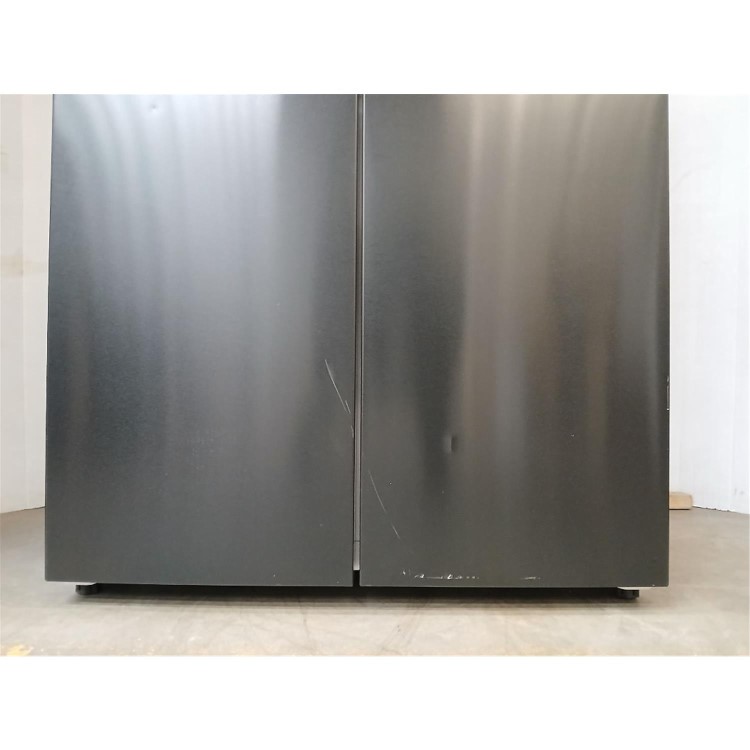 GRADE A2 - LG 600 Litre Side-by-Side American Fridge Freezer - Black