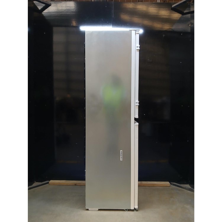 GRADE A2 - AEG 6000 Series 262 Litre 50/50 Integrated Fridge Freezer