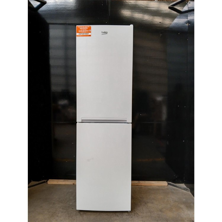 GRADE A2 - Beko 270 Litre 50/50 Freestanding Fridge Freezer - White