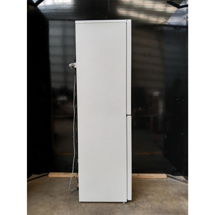 GRADE A2 - Beko 270 Litre 50/50 Freestanding Fridge Freezer - White