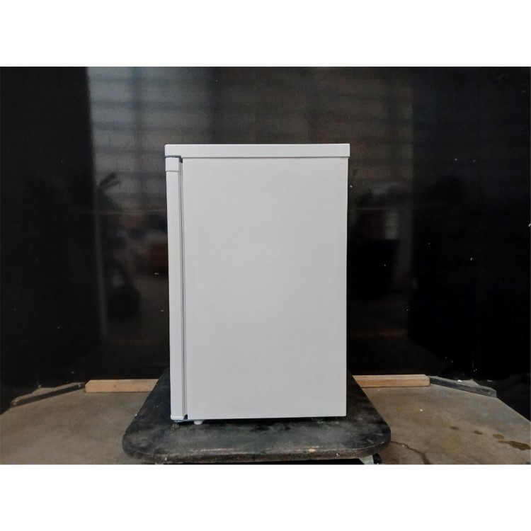 GRADE A2 - electriQ 109 Litre Freestanding Under Counter Fridge with Ice Box - White