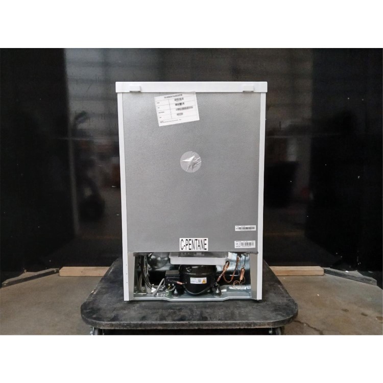 GRADE A2 - electriQ 109 Litre Freestanding Under Counter Fridge with Ice Box - White