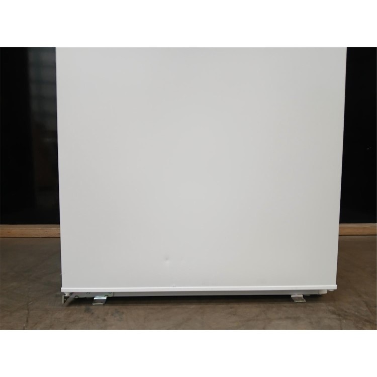 GRADE A2 - Amica 242 Litre 70/30 Integrated Fridge Freezer