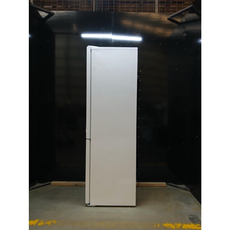 GRADE A2 - Beko 262 Litre 60/40 Freestanding Fridge Freezer - White