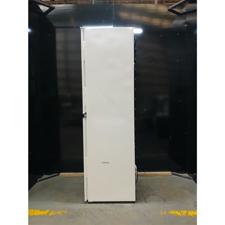 GRADE A2 - AEG 5000 Series 267 Litre 50/50 Integrated Fridge Freezer