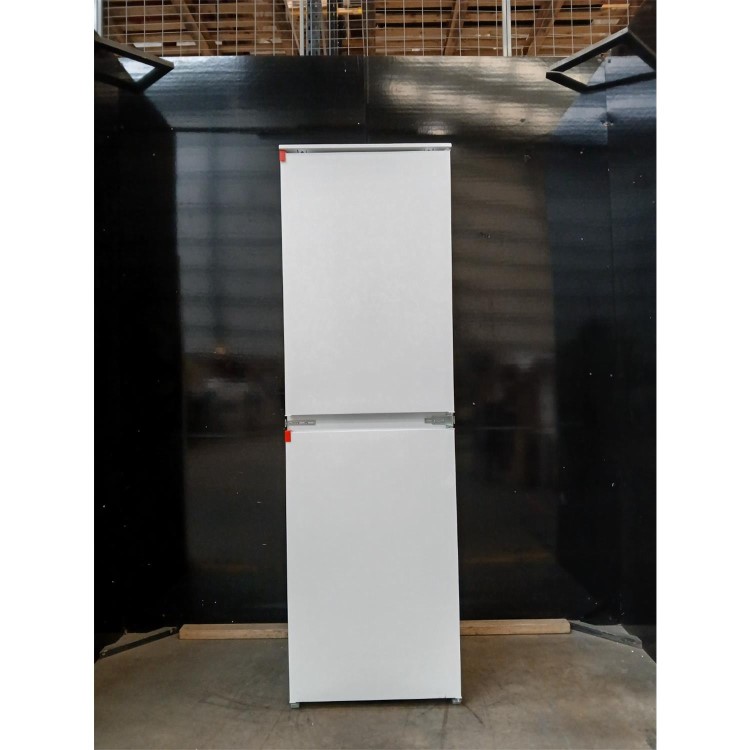 GRADE A2 - AEG 5000 Series 267 Litre 50/50 Integrated Fridge Freezer