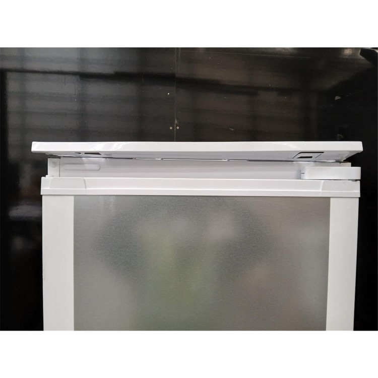 GRADE A2 - Beko 262 Litre 178cm 70/30 Integrated Fridge Freezer with Sliding Door Hinge
