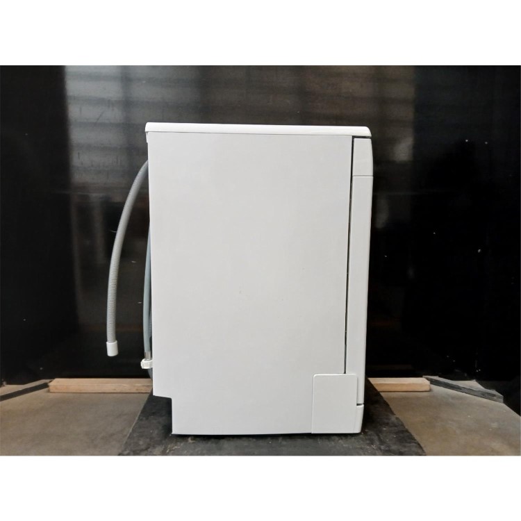 GRADE A2 - Indesit Push&Go Freestanding Slimline Dishwasher - D-Rated, White