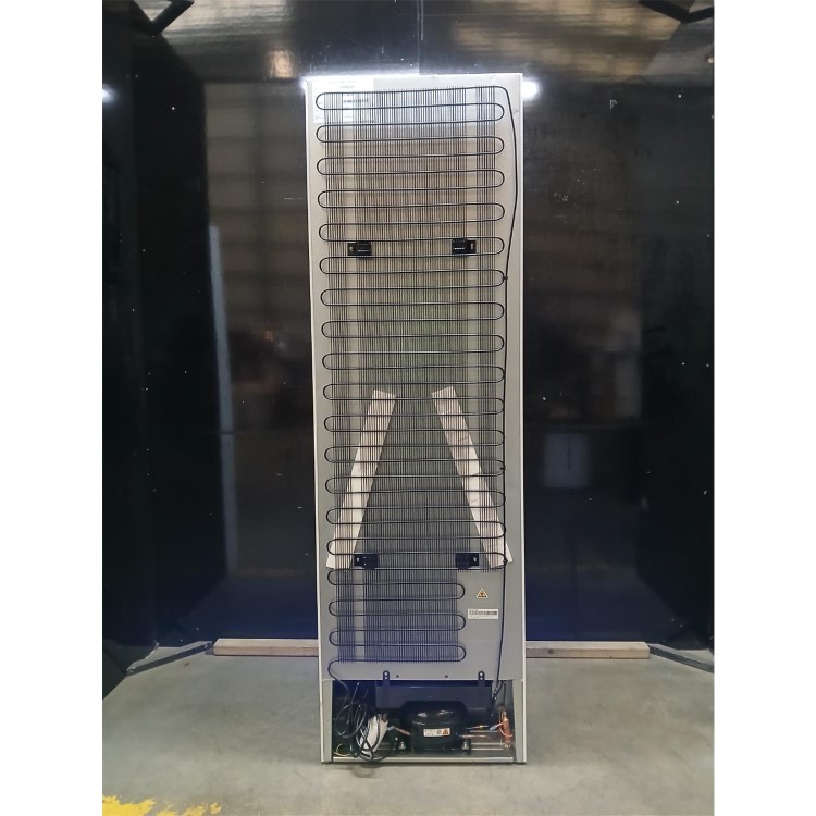 Refurbished Hisense 246 Litre 177cm 70/30 Integrated Fridge Freezer with Sliding Door Hinge