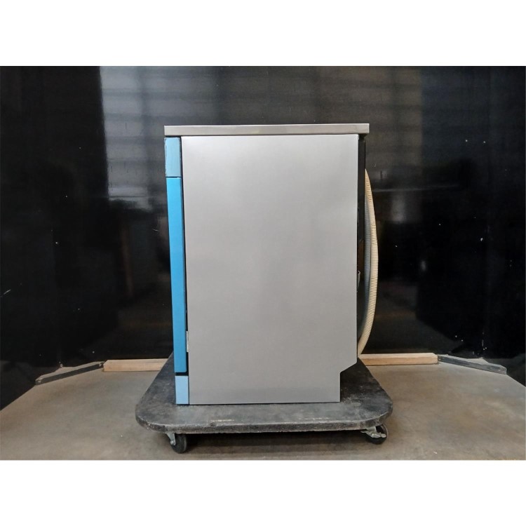 GRADE A2 - Smeg Universal Freestanding Dishwasher - A-Rated Stainless Steel