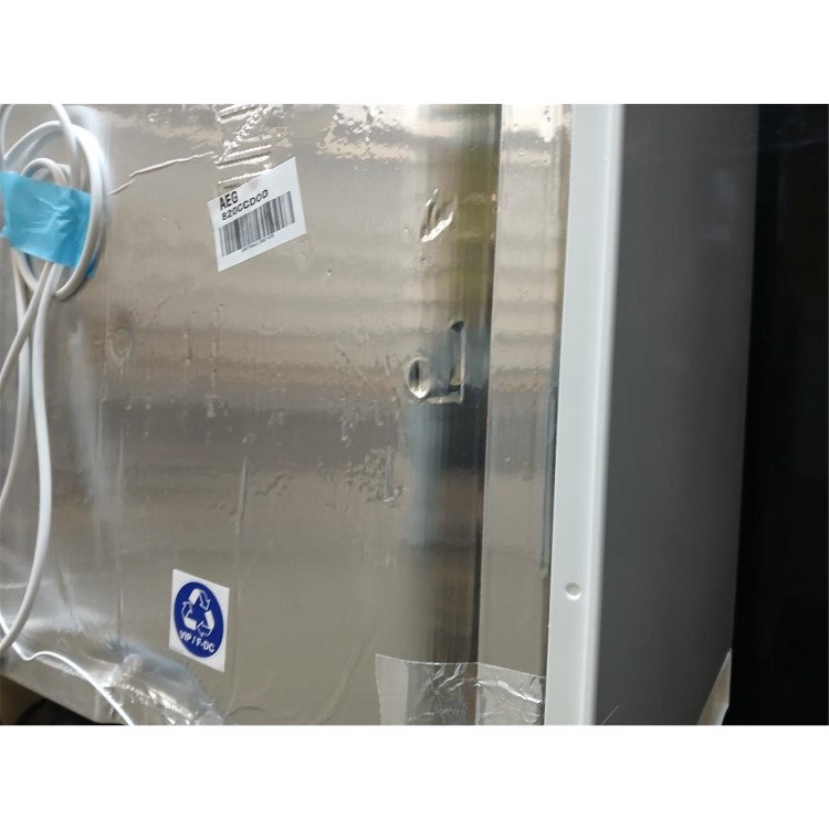 GRADE A2 - AEG 6000 Series 133 Litre Integrated Under Counter Fridge