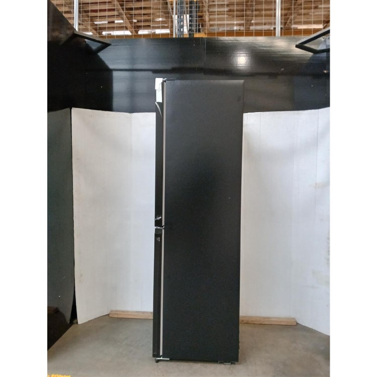 Refurbished Fridgemaster 256 Litre 50/50 Freestanding Fridge Freezer - Black