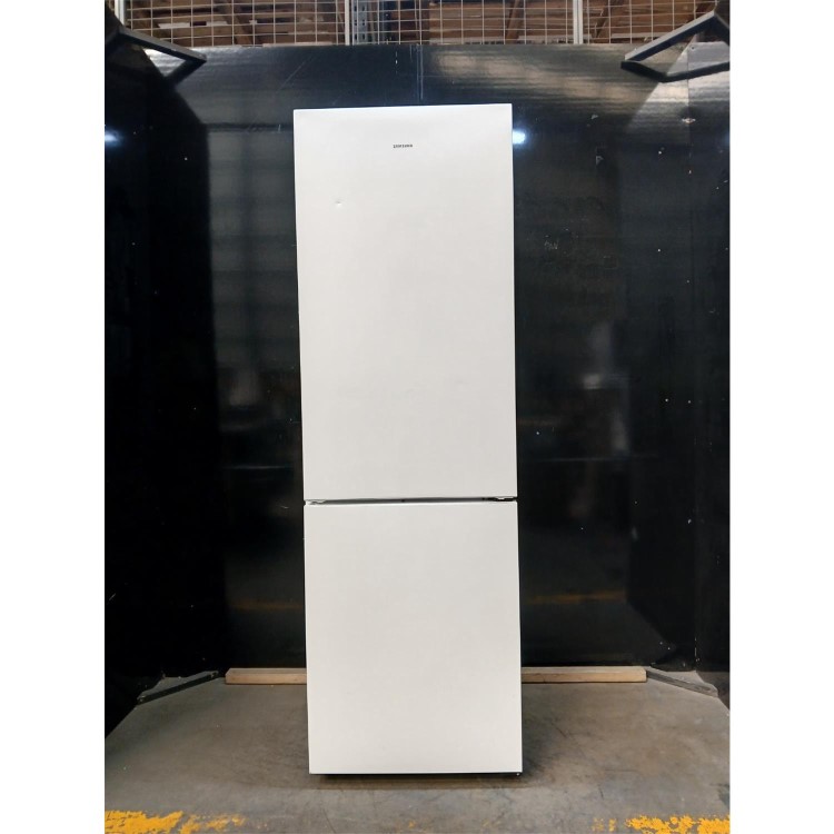 GRADE A2 - Samsung Series 5 344 Litre 70/30 Freestanding Fridge Freezer - White