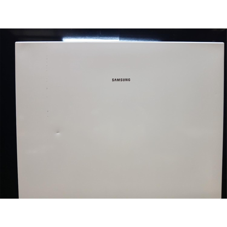 GRADE A2 - Samsung Series 5 344 Litre 70/30 Freestanding Fridge Freezer - White