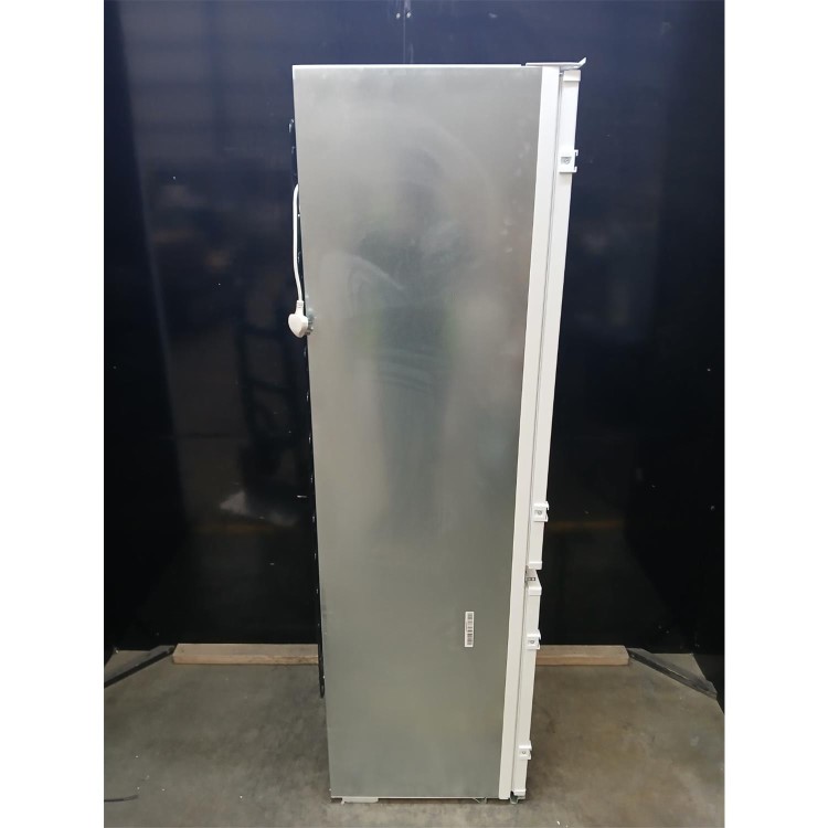 GRADE A2 - AEG 6000 Series 271 Litre 177cm 70/30 Integrated Fridge Freezer with Sliding Door Hinge