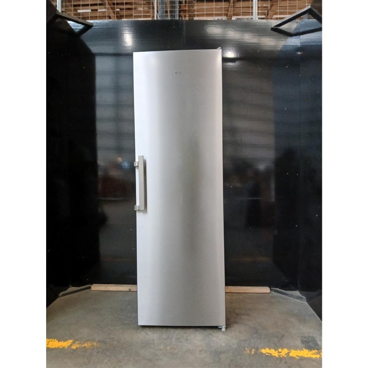 GRADE A2 - AEG 7000 Series 390 Litre Freestanding Fridge - Stainless Steel
