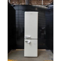 GRADE A2 - electriQ 244 Litre 60/40 Retro Freestanding Fridge Freezer - Cream