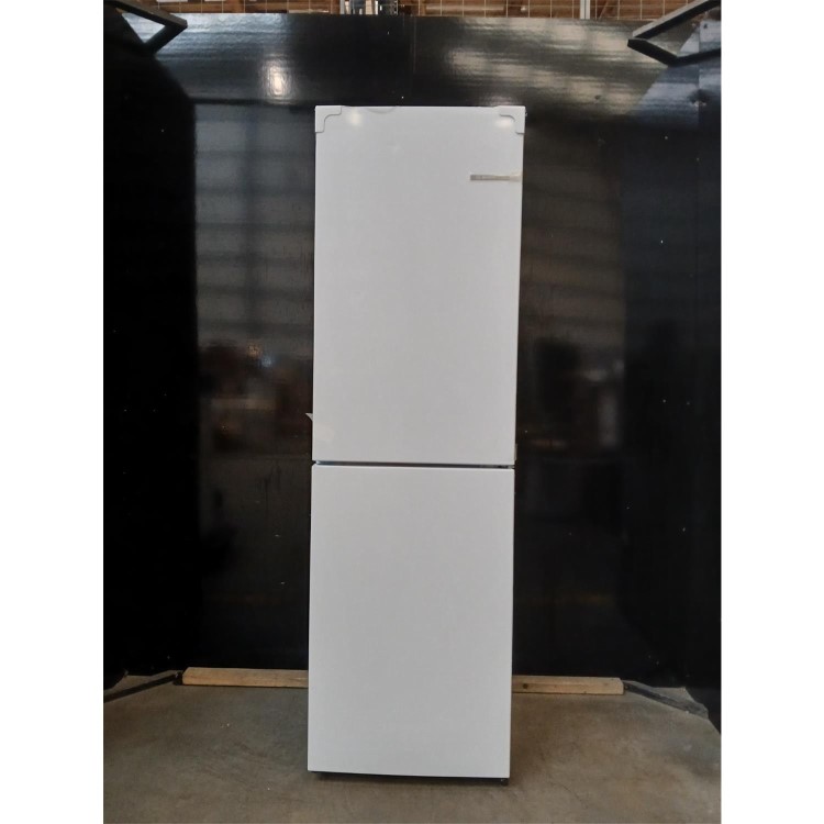 Refurbished Bosch Series 2 KGN27NWEAG 255 Litre 50/50 Freestanding Fridge Freezer - White