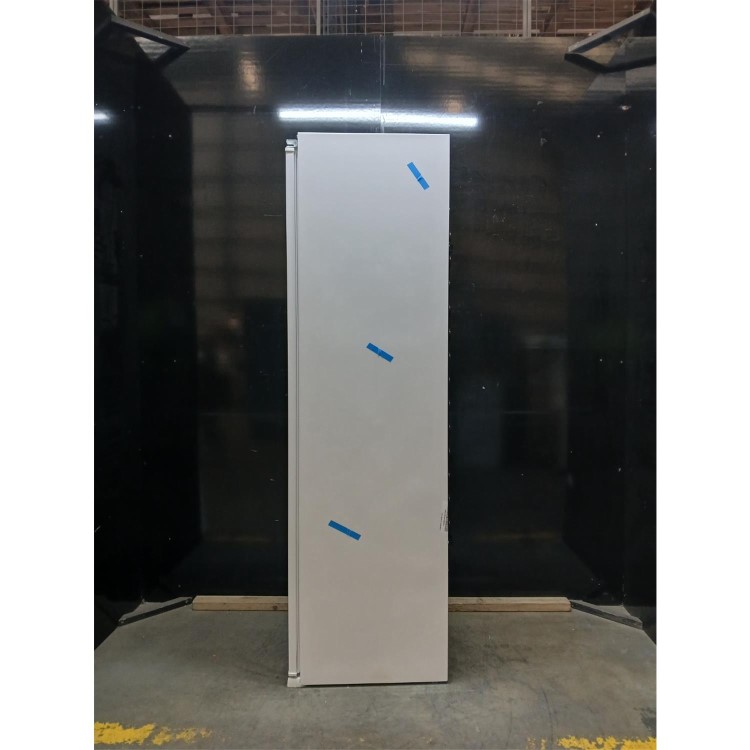 GRADE A2 - electriQ 294 Litre Integrated In Column Fridge